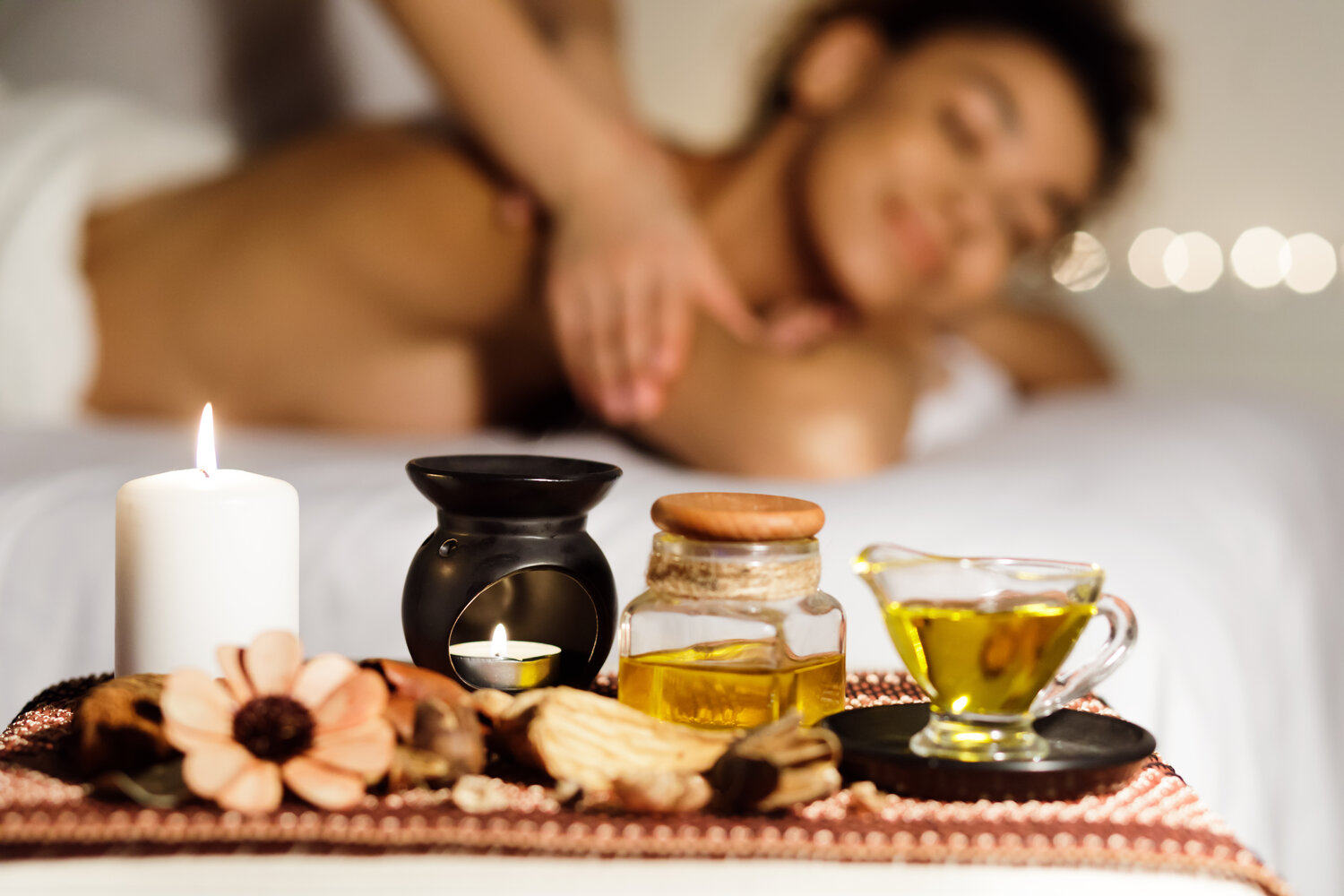 Aromatherapy massage in Deira